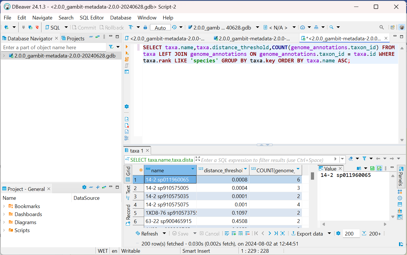 DBeaver SQL editor querying a GAMBIT database, showing results with species name, distance threshold, and genome count columns for each taxon.